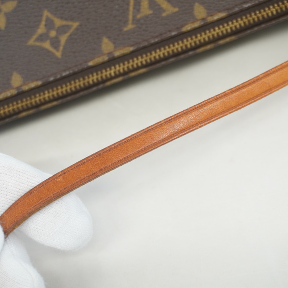 Auth Louis Vuitton Monogram Pochette Accessoir M51980 Women's Pouch - Picture 8 of 9